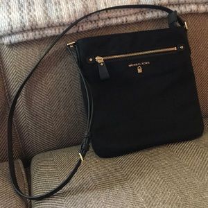 Crossbody Michael Kors bag